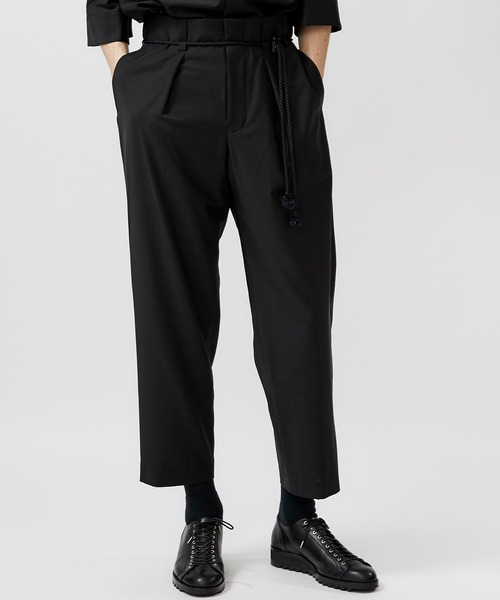 ETHOSENS（エトセンス）の「【ETHOSENS】EX.Wide PT（スラックス・メンズ・ブラック/グリーン/ワインレッド・1/2）」の2枚目の写真