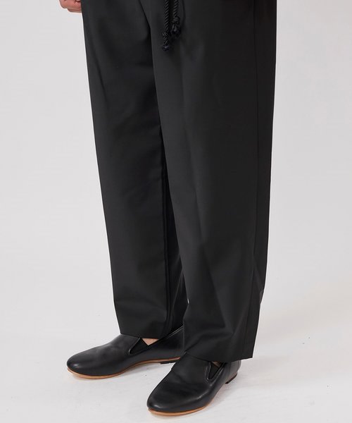 ETHOSENS（エトセンス）の「【ETHOSENS】EX.Wide PT（スラックス・メンズ・ブラック/グリーン/ワインレッド・1/2）」の19枚目の写真