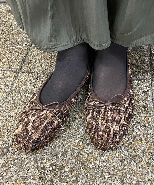 JELLY BEANS（ジェリービーンズ）の「インナーファーバレエシューズ【Made in Japan】(112-26014)JELLY BEANS(ジェリービーンズ)（バレエシューズ・レディース・ブラック/レオパード/カーキ/キャメル・24/23.5/24.5/22.5/23）」の13枚目の写真