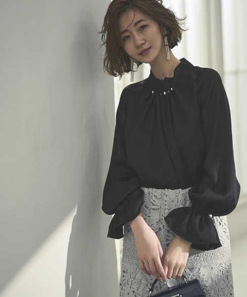セール】ウエーブタックパール デザイントップス長袖ブラウス ｜ 長袖