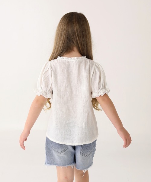 Rora(ローラ)の「アンバー トップス(2color)(Tシャツ/カットソー・キッズ・ホワイト/ベージュ・100/110/120/130/140)」の9枚目の写真