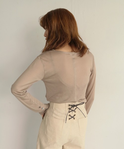 CLEIO（クレイオ）の「【CLEIO】袖口ボタンシアーTシャツ（Tシャツ/カットソー・レディース・ブラウン/アイボリー・FREE）」の17枚目の写真