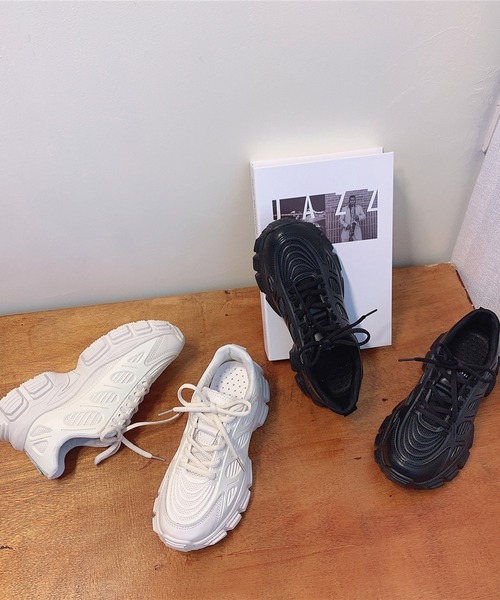 JUNOAH（ジュノア）の「厚底ダッドスニーカー（スニーカー・レディース・ホワイト/ブラック・38/36/37/39）」の14枚目の写真