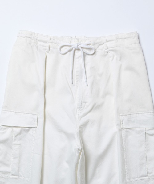 ADAM ET ROPE'(アダムエロペ)の「4Dコットンワイドカーゴパンツ(カーゴパンツ・メンズ・ホワイト/グレー系その他・M/L)」の5枚目の写真