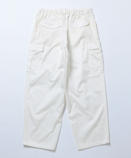 ADAM ET ROPE'(アダムエロペ)の「4Dコットンワイドカーゴパンツ(カーゴパンツ・メンズ・ホワイト/グレー系その他・M/L)」の10枚目の写真