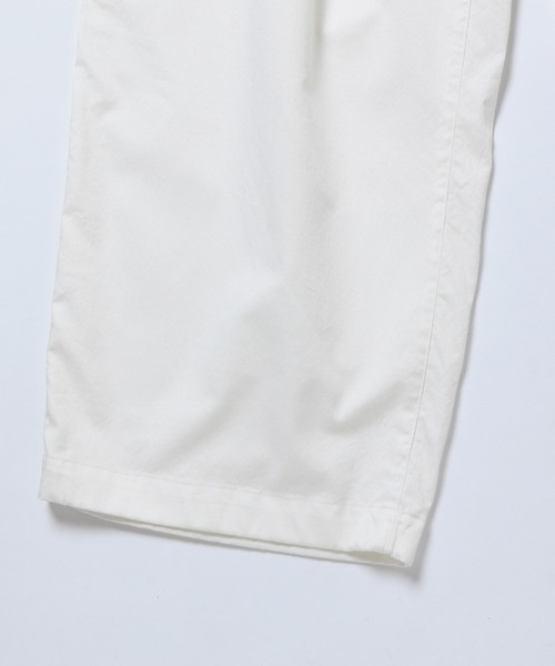 ADAM ET ROPE'(アダムエロペ)の「4Dコットンワイドカーゴパンツ(カーゴパンツ・メンズ・ホワイト/グレー系その他・M/L)」の4枚目の写真