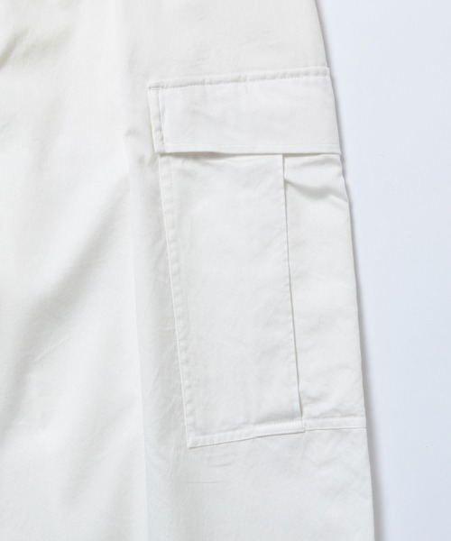 ADAM ET ROPE'(アダムエロペ)の「4Dコットンワイドカーゴパンツ(カーゴパンツ・メンズ・ホワイト/グレー系その他・M/L)」の7枚目の写真