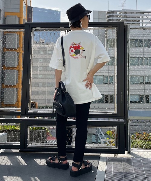 PAGEBOY（ページボーイ）の「WEB限定アイテム / ABEchanイラストTシャツ（Tシャツ/カットソー・レディース・ブラック/オフホワイト/ブルー系その他/チャコール・FREE）」の8枚目の写真