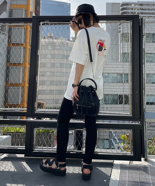 PAGEBOY（ページボーイ）の「WEB限定アイテム / ABEchanイラストTシャツ（Tシャツ/カットソー・レディース・ブラック/オフホワイト/ブルー系その他/チャコール・FREE）」の10枚目の写真