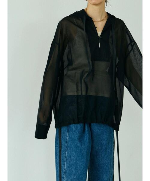 GARAGE OF GOOD CLOTHING(ガレージオブグッドクロージング)の「FEA フード付アノラツク風シャツ(シャツ/ブラウス・レディース・ブラック/アイボリー・FREE)」の3枚目の写真