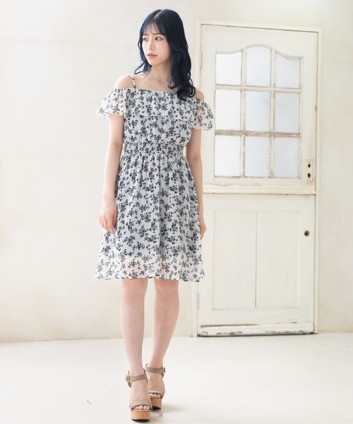 Newlyme(ニューリーミー)の「ウエストシャーリングワンピース(ワンピース・レディース・ホワイト/ベージュ/イエロー/ラベンダー/ブルー系その他/ブラック/ネイビー/ブルー/ブラック系その他/テラコッタ・SMALL/MEDIUM/X-LARGE/LARGE)」の20枚目の写真