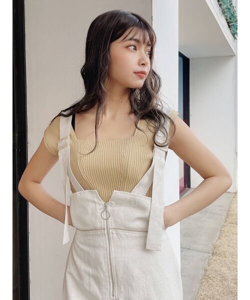 MURUA（ムルーア）の「バックオープンアシメニットタンク（ニット/セーター・レディース・ホワイト/ブラック/グリーン/ベージュ・FREE）」の6枚目の写真