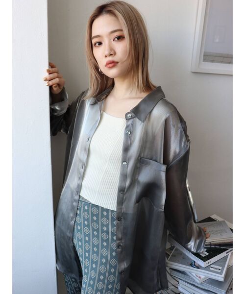 MURUA（ムルーア）の「バックオープンアシメニットタンク（ニット/セーター・レディース・ホワイト/ブラック/グリーン/ベージュ・FREE）」の11枚目の写真