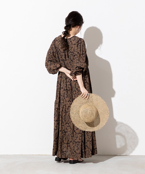 hunch（ハンチ）の「レーヨン麻 ペイズリー柄 ギャザーワンピース（ワンピース・レディース・チャコール/ベージュ/オフホワイト・FREE）」の19枚目の写真