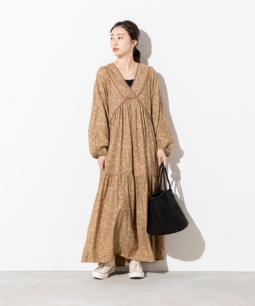 hunch（ハンチ）の「レーヨン麻 ペイズリー柄 ギャザーワンピース（ワンピース・レディース・チャコール/ベージュ/オフホワイト・FREE）」の22枚目の写真