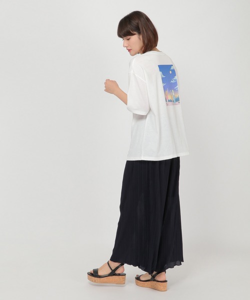 ikka（イッカ）の「Kisa コラボバックプリントT（Tシャツ/カットソー・レディース・ブラック/オフホワイト・L/S/M）」の14枚目の写真
