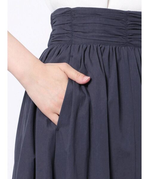 LAGUNAMOON（ラグナムーン）の「サーキュラ-ギャザーフレアーマキシスカート（スカート・レディース・ネイビー/ホワイト/グリーン系その他・SMALL/MEDIUM）」の9枚目の写真