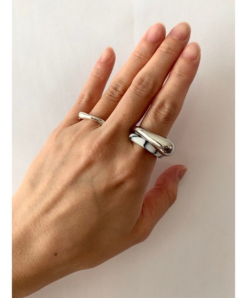 mou(モウ)の「トップカラークリアリング(リング・レディース・シルバー/ゴールド/ブラウン/イエロー/ピンク/ブラック/ホワイト/ホワイト系その他・FREE)」の14枚目の写真