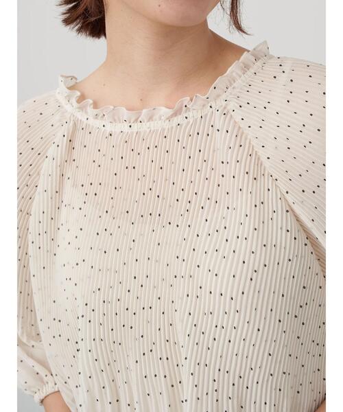 earth music&ecology(アースミュージックアンドエコロジー)の「シフォンプリーツ2wayブラウス *(シャツ/ブラウス・レディース・ブラック/アイボリー/ミント/ドット/ライトベージュ/ブラック系その他5・FREE)」の19枚目の写真