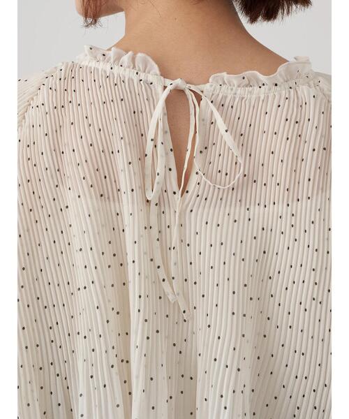 earth music&ecology(アースミュージックアンドエコロジー)の「シフォンプリーツ2wayブラウス *(シャツ/ブラウス・レディース・ブラック/アイボリー/ミント/ドット/ライトベージュ/ブラック系その他5・FREE)」の20枚目の写真