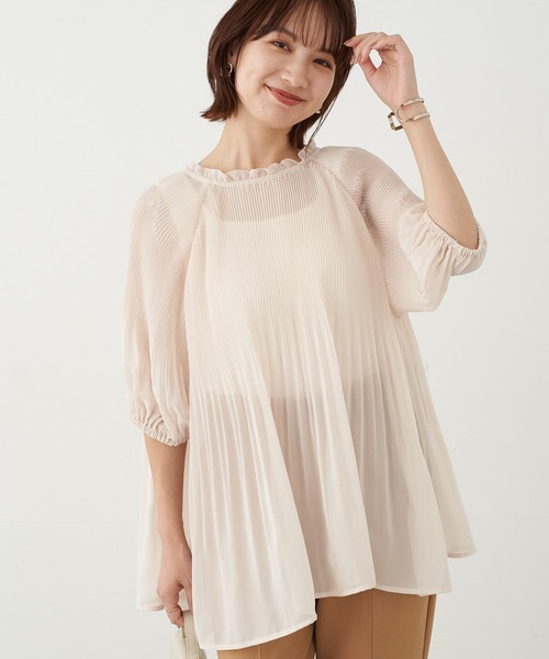 earth music&ecology(アースミュージックアンドエコロジー)の「シフォンプリーツ2wayブラウス *(シャツ/ブラウス・レディース・ブラック/アイボリー/ミント/ドット/ライトベージュ/ブラック系その他5・FREE)」の2枚目の写真