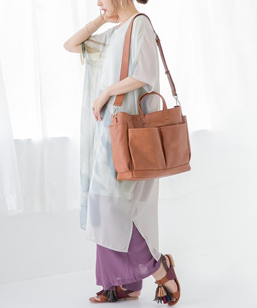 osharewalker（オシャレウォーカー）の「【廃盤】『大容量2wayデザインバッグ』（トートバッグ・レディース・アイボリー/ブラック/キャメル・FREE）」の18枚目の写真