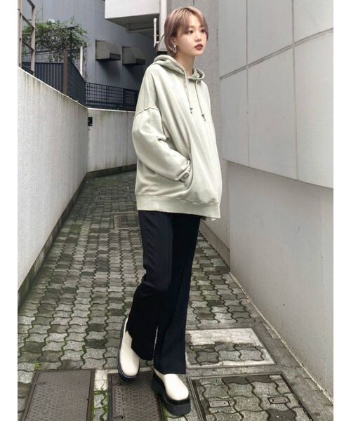 EMODA（エモダ）の「フロントタックフレアパンツ（その他パンツ・レディース・ブラック/オレンジ/グリーン/その他・SMALL/MEDIUM）」の17枚目の写真