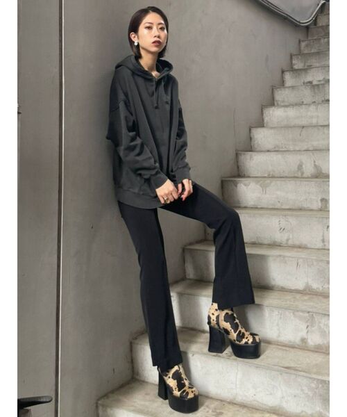 EMODA（エモダ）の「フロントタックフレアパンツ（その他パンツ・レディース・ブラック/オレンジ/グリーン/その他・SMALL/MEDIUM）」の21枚目の写真