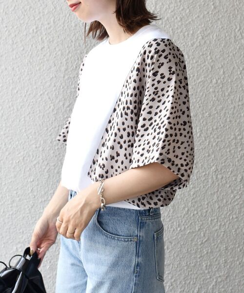 SHIPS（シップス）の「【SHIPS別注】MAISON No.8：ドッキングトップス（Tシャツ/カットソー・レディース・ベージュ/ベージュ系その他/ブラック・ONE SIZE）」の7枚目の写真