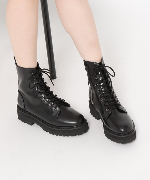 mysty woman（ミスティウーマン）の「厚底レースアップブーツ 219902（ブーツ・レディース・ブラック/アイボリー・MEDIUM/LARGE）」の4枚目の写真