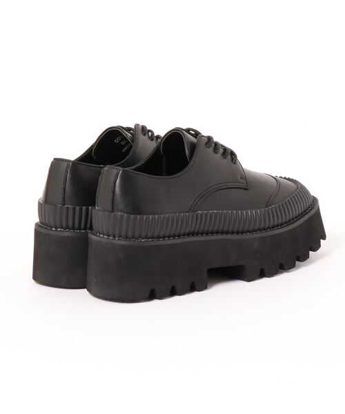 GeeRA(ジーラ)の「レースアップトラックソールシューズ(スニーカー・レディース・アイボリー/ブラック・LARGE/MEDIUM/X-LARGE/SMALL)」の6枚目の写真