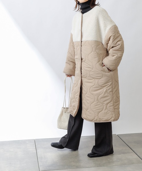 COLONY 2139(コロニートゥーワンスリーナイン)の「ボア×キルトノーカラーロングコート(ノーカラーコート・レディース・ブラック/カーキ/グレイッシュベージュ・FREE)」の3枚目の写真
