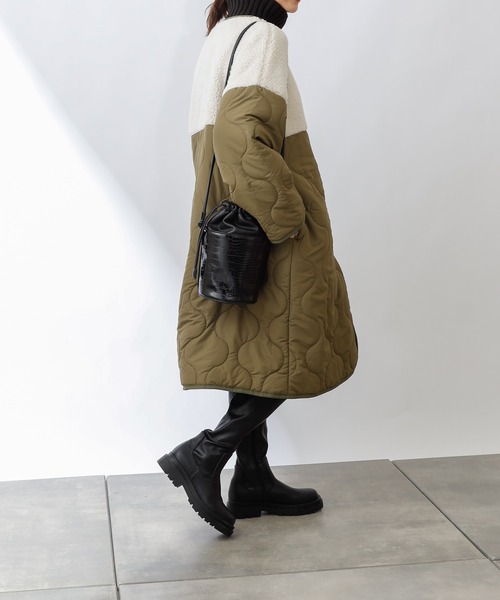 COLONY 2139(コロニートゥーワンスリーナイン)の「ボア×キルトノーカラーロングコート(ノーカラーコート・レディース・ブラック/カーキ/グレイッシュベージュ・FREE)」の19枚目の写真