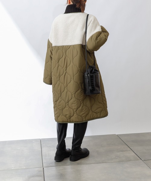 COLONY 2139(コロニートゥーワンスリーナイン)の「ボア×キルトノーカラーロングコート(ノーカラーコート・レディース・ブラック/カーキ/グレイッシュベージュ・FREE)」の18枚目の写真