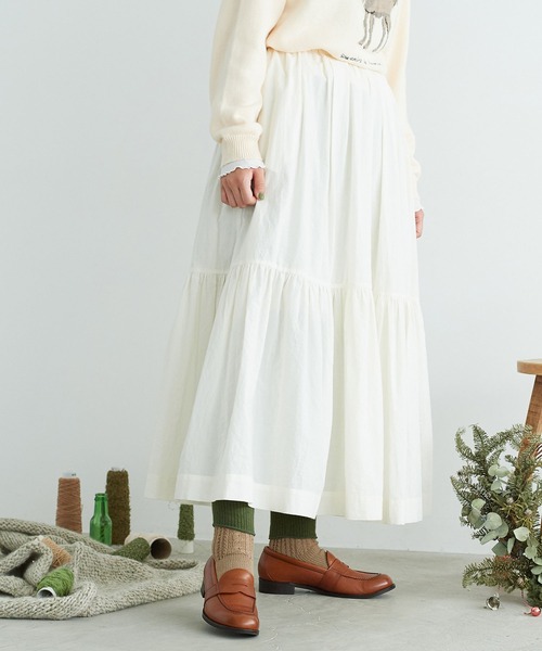 chambre de charme(シャンブルドゥシャーム)の「cdc 綿シルクローン伊吹染ティアードスカート(スカート・レディース・オフホワイト/ピンク/ブラック・FREE)」の8枚目の写真