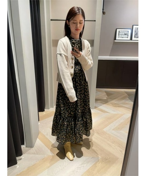 MOUSSY(マウジー)の「FITTED LINE V/N カーディガン(カーディガン/ボレロ・レディース・オレンジ/ライトベージュ/ダークネイビー・FREE)」の18枚目の写真