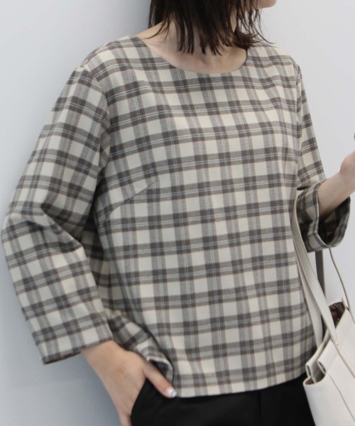 fleur by mint breeze(フルールバイミントブリーズ)の「ジョーゼット チェック柄 ブラウス(シャツ/ブラウス・レディース・ネイビー/ベージュ・L/3L/LL/4L/M/5L)」の4枚目の写真