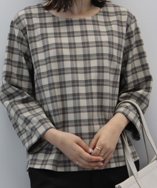 fleur by mint breeze(フルールバイミントブリーズ)の「ジョーゼット チェック柄 ブラウス(シャツ/ブラウス・レディース・ネイビー/ベージュ・L/3L/LL/4L/M/5L)」の5枚目の写真