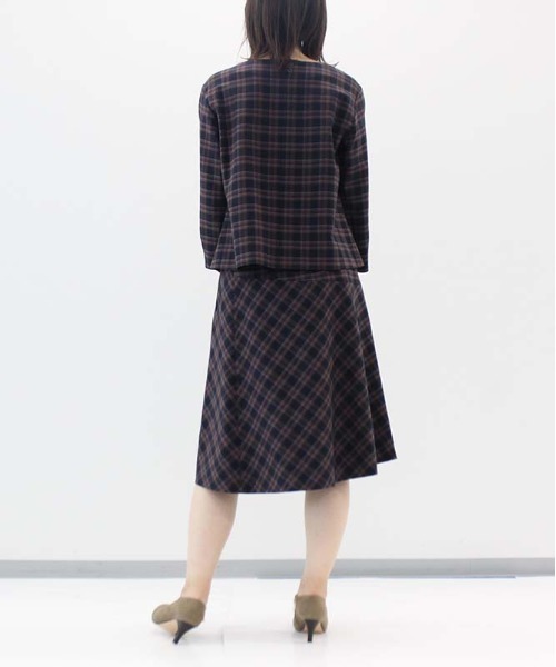 fleur by mint breeze(フルールバイミントブリーズ)の「ジョーゼット チェック柄 ブラウス(シャツ/ブラウス・レディース・ネイビー/ベージュ・L/3L/LL/4L/M/5L)」の10枚目の写真