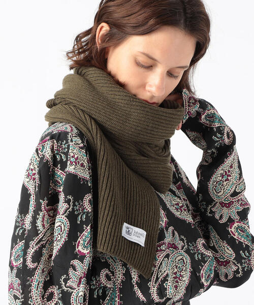 TOMORROWLAND （トゥモローランド）の「Johnstons of Elgin カシミヤ リブニットストール（ストール/ショール・レディース・ホワイト/ブラック/ダークグリーン/キャメル・FREE）」の5枚目の写真