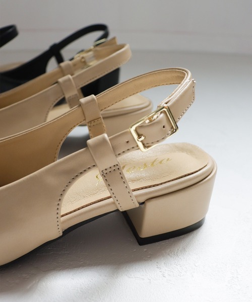 SESTO（セスト）の「バイカラーバックストラップローヒールパンプス（パンプス・レディース・ブラック/ベージュ・22.5cm/23.5cm/24.5cm/23.0cm/24.0cm/25.0cm）」の5枚目の写真