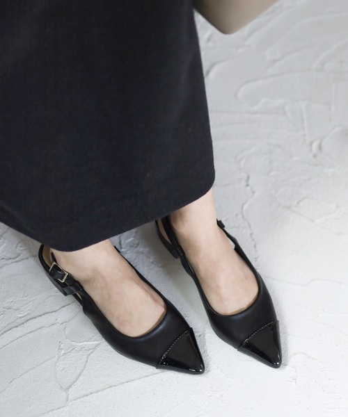 SESTO（セスト）の「バイカラーバックストラップローヒールパンプス（パンプス・レディース・ブラック/ベージュ・22.5cm/23.5cm/24.5cm/23.0cm/24.0cm/25.0cm）」の8枚目の写真