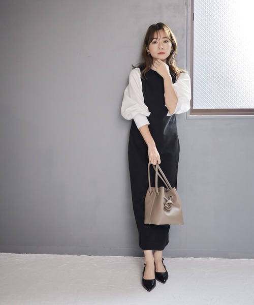 SESTO（セスト）の「バイカラーバックストラップローヒールパンプス（パンプス・レディース・ブラック/ベージュ・22.5cm/23.5cm/24.5cm/23.0cm/24.0cm/25.0cm）」の11枚目の写真