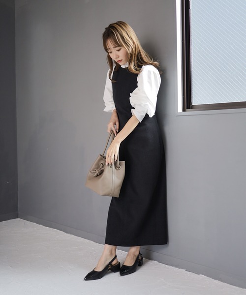 SESTO（セスト）の「バイカラーバックストラップローヒールパンプス（パンプス・レディース・ブラック/ベージュ・22.5cm/23.5cm/24.5cm/23.0cm/24.0cm/25.0cm）」の12枚目の写真