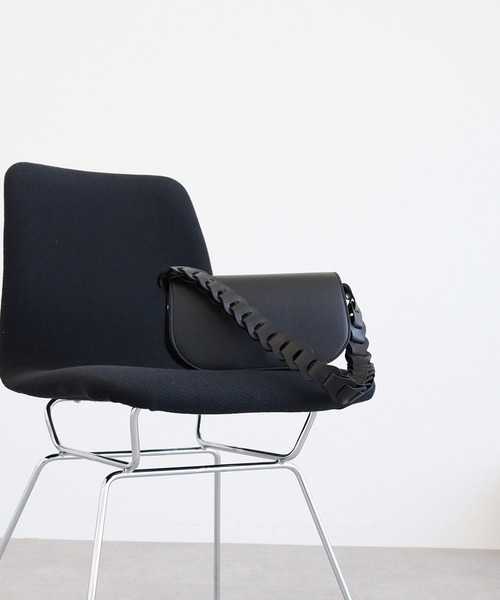 AMERICAN HOLIC(アメリカンホリック)の「編み込みワンハンドルショルダーバッグ(ハンドバッグ・レディース・ブラック/パープル/グリーン・FREE)」の4枚目の写真