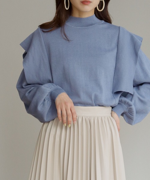 HER CLOSET（ハークローゼット）の「【shemoshelly】フレアパーツボリュームスリーブニット（ニット/セーター・レディース・ライトグレー/ライトブルー/ブラック/グリーン/アイボリー・M）」の18枚目の写真