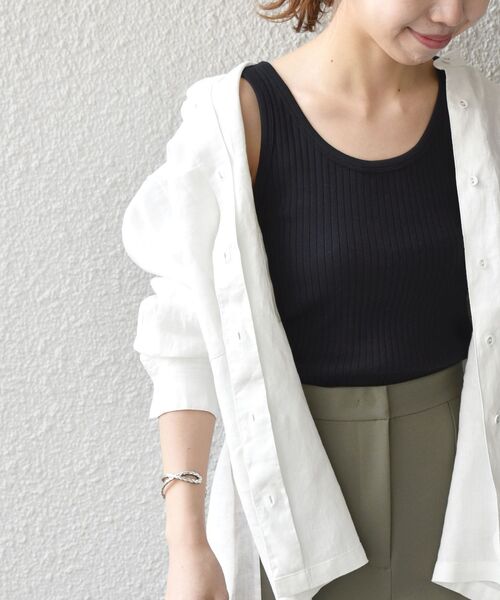 SHIPS any（シップス エニィ）の「SHIPS any:〈ウォッシャブル〉テレコ タンク トップ2（タンクトップ・レディース・ホワイト/ブラック/カーキ/オレンジ/その他・ONE SIZE）」の17枚目の写真