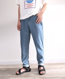 ゆるっと穿くルーズバルーンのテーパードパンツ