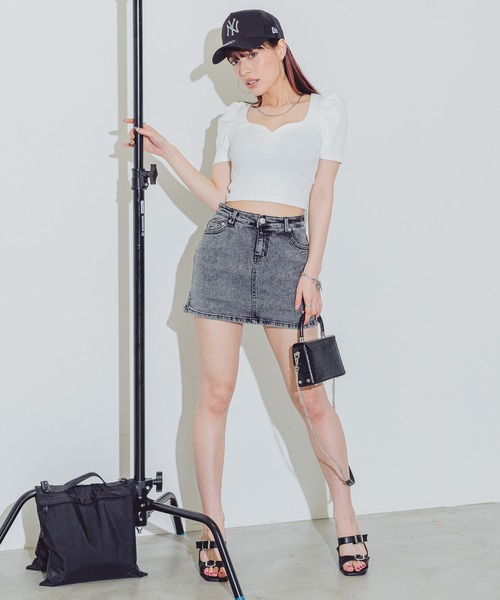 BLONDEY（ブロンディ）の「ハートネックパフスリーブトップス（Tシャツ/カットソー・レディース・ホワイト/ブラック/オレンジ・FREE）」の22枚目の写真