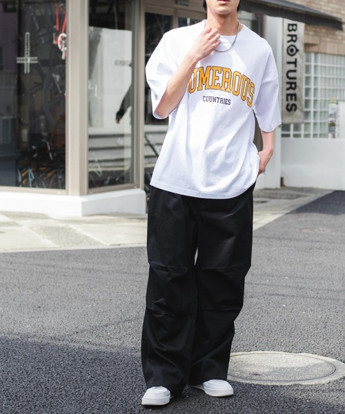 WEGO（ウィゴー）の「WEGO/アクセ付きカレッジ半袖Tシャツ（Tシャツ/カットソー・メンズ・ダークグリーン/ホワイト/ネイビー・MEDIUM/LARGE）」の16枚目の写真